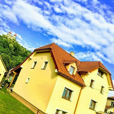Apartman Pod Kalvariou - Rodinny Dom Banska Stiavnica Ngoại thất bức ảnh