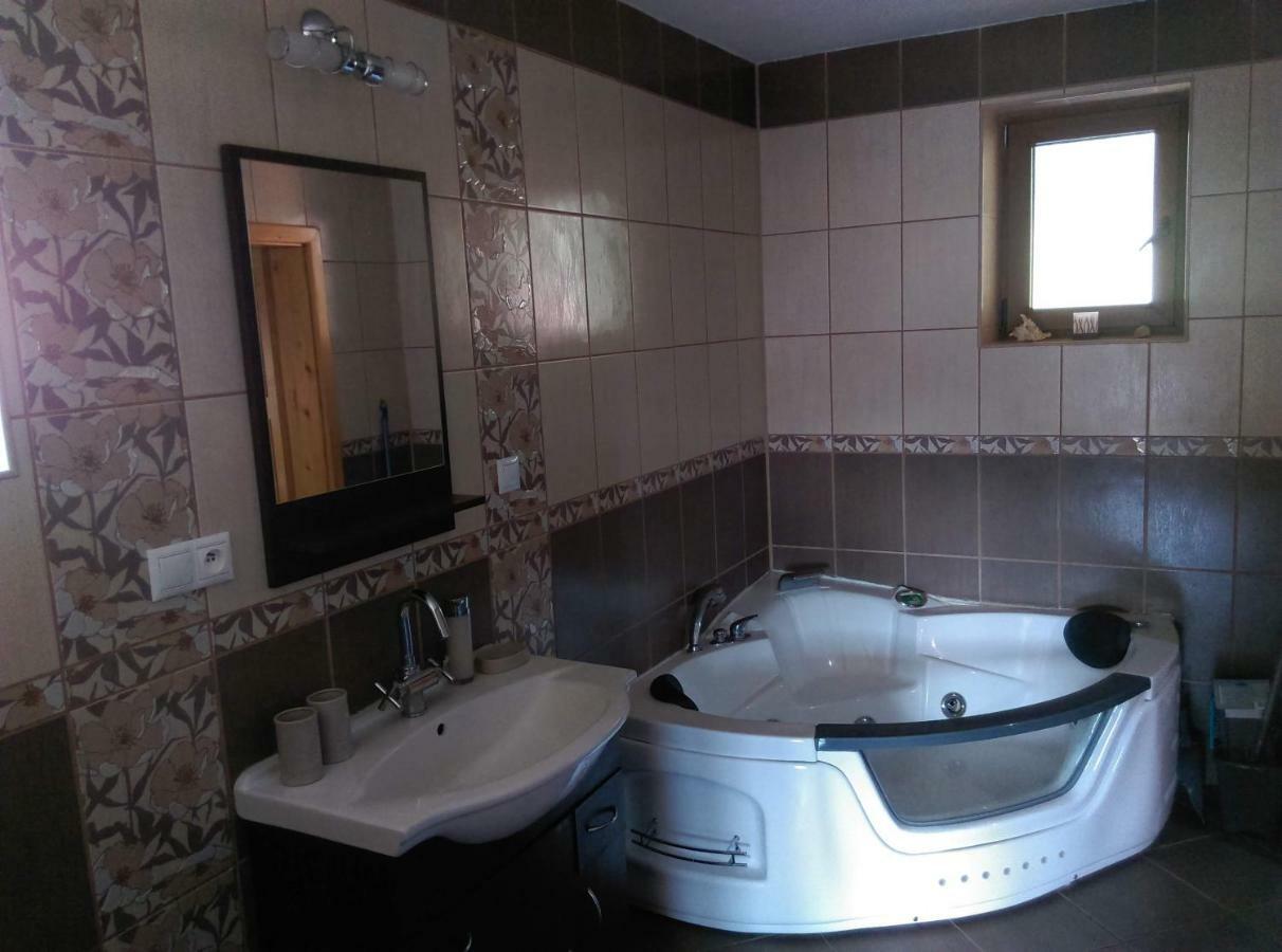 Apartman Pod Kalvariou - Rodinny Dom Banska Stiavnica Ngoại thất bức ảnh