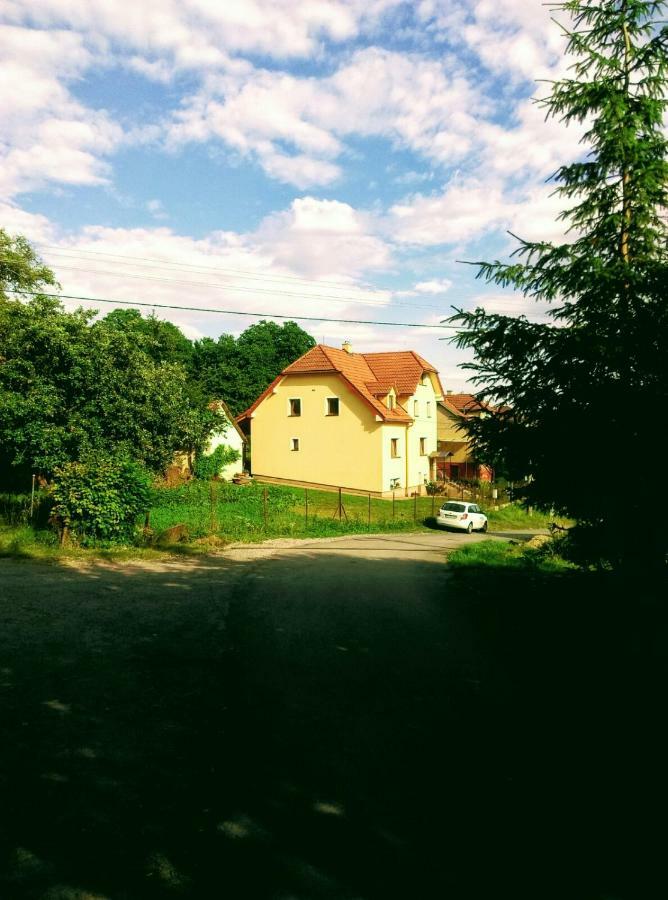 Apartman Pod Kalvariou - Rodinny Dom Banska Stiavnica Ngoại thất bức ảnh